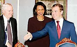 Nga và Mỹ giảm căng thẳng