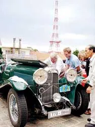 Đoàn xe hơi cổ thế giới đến TP Đà Lạt