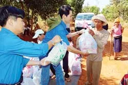 Một bài hát về Đoàn ra đời từ bốn câu thơ của Bác