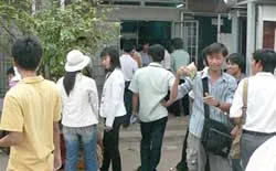 Đại học Bình Dương - Học phí đóng không kịp: Phạt!