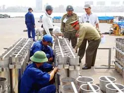 Cuộc thi bắn pháo hoa quốc tế tại Đà Nẵng: Mưa... vẫn “bắn”