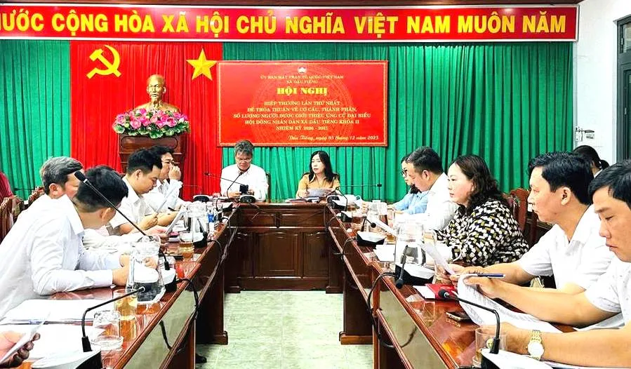 Quang cảnh hội nghị hiệp thương lần thứ nhất tại xã Dầu Tiếng