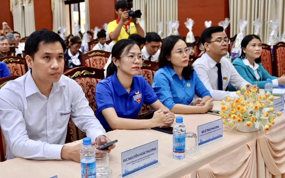 Phường Thủ Dầu Một chăm lo tết cho người khó khăn444.png