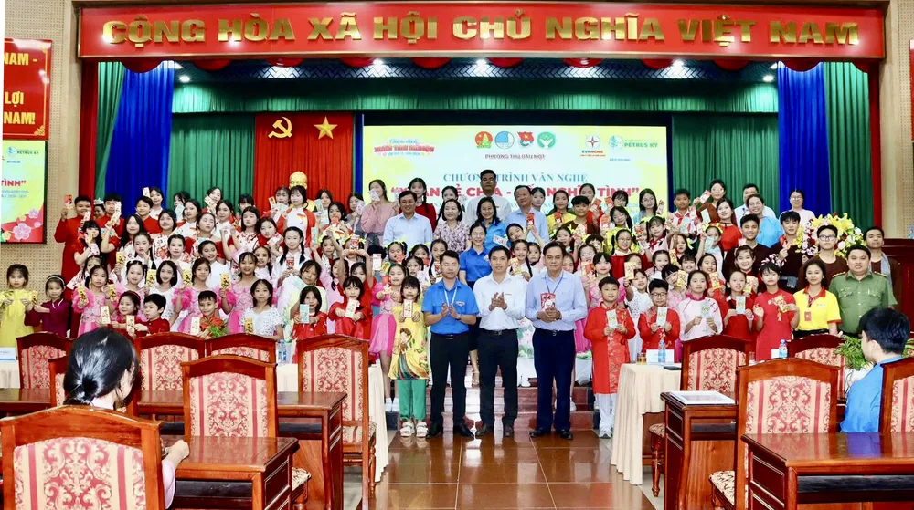 Phường Thủ Dầu Một vận động các nguồn lực chăm lo Tết cho người khó khăn