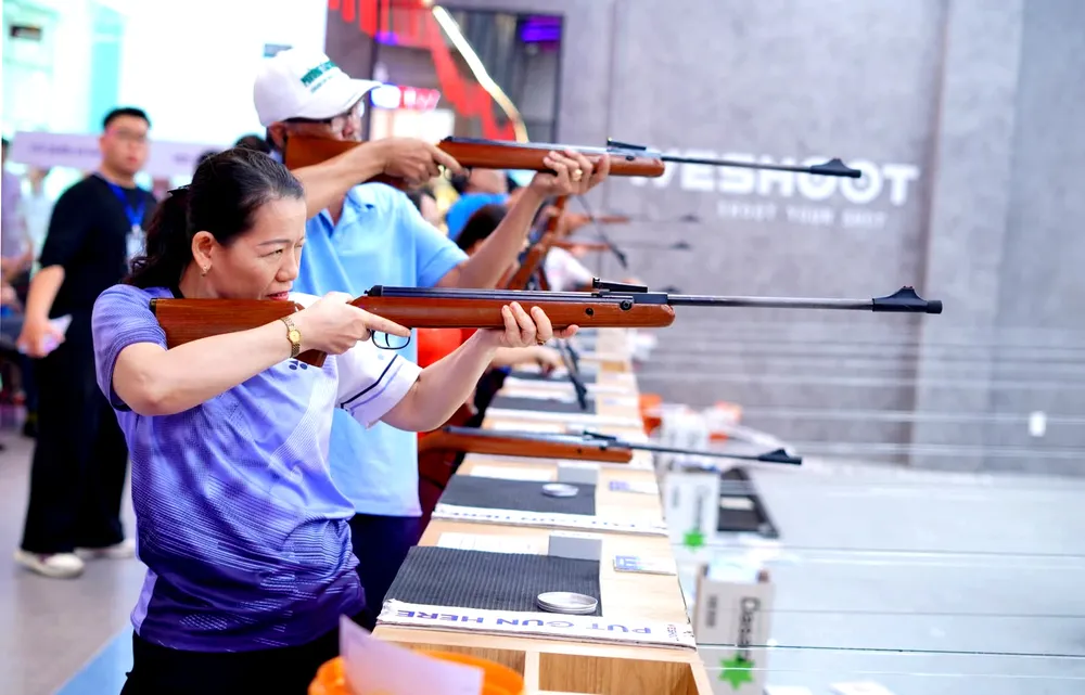 Các vận động viên tranh tài 