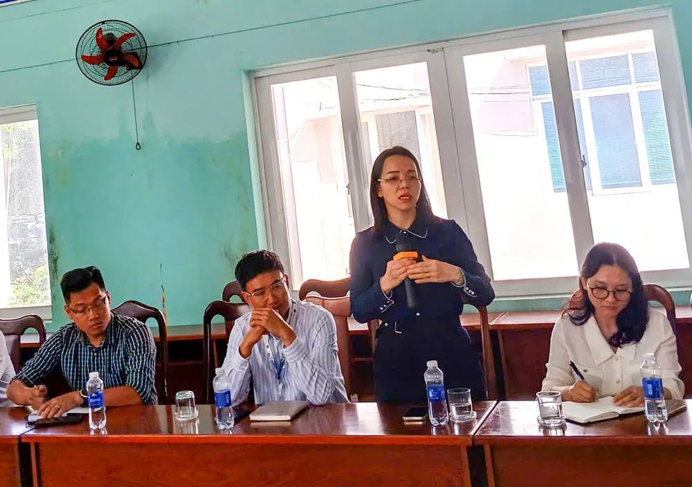 Đại diện Cảng Quốc tế Cái Mép (CMIT) phát biểu tại buổi làm việc. Ảnh: THÀNH HUY
