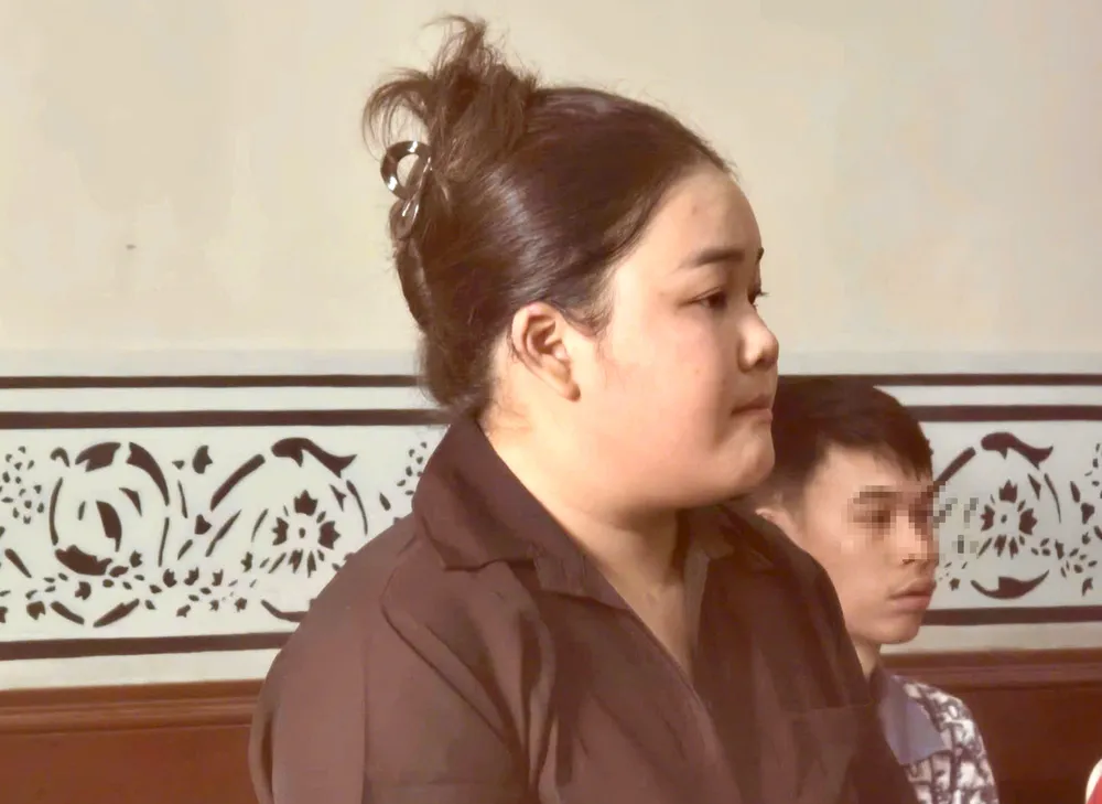 Bị cáo Trần Thị Thu Thảo tại tòa. Ảnh: SONG MAI