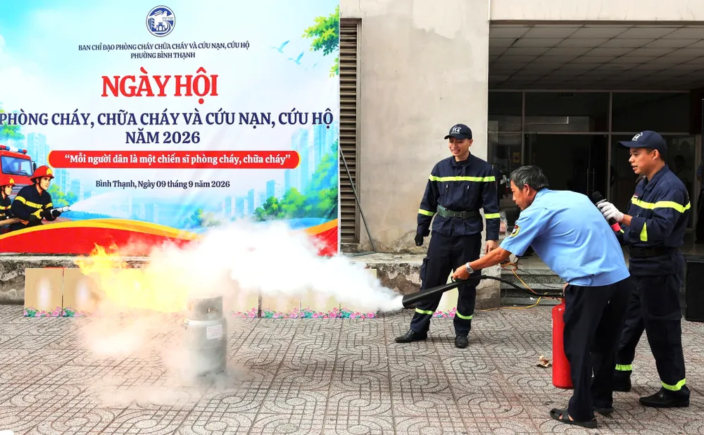 Hướng dẫn thực hành sử dụng bình chữa cháy để xử lý đám cháy ban đầu