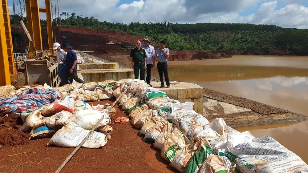 Thủy điện Đắk Kar chưa hoàn thiện đã vận hành thử ảnh 2