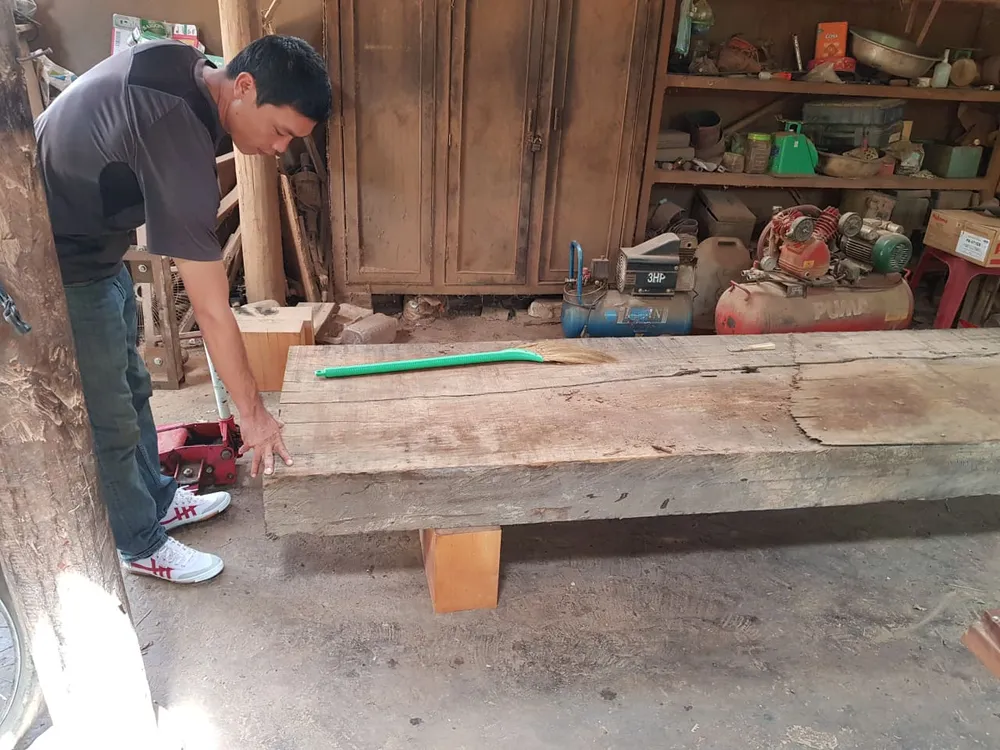 Phát hiện thêm nhiều điểm tập kết gỗ “khủng” tại Đắk Lắk ảnh 8