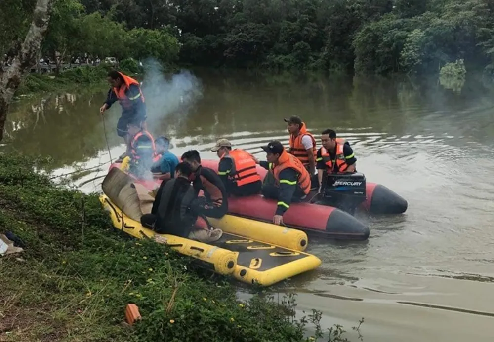 Phát hiện thi thể hai học sinh dưới hồ nước ảnh 2