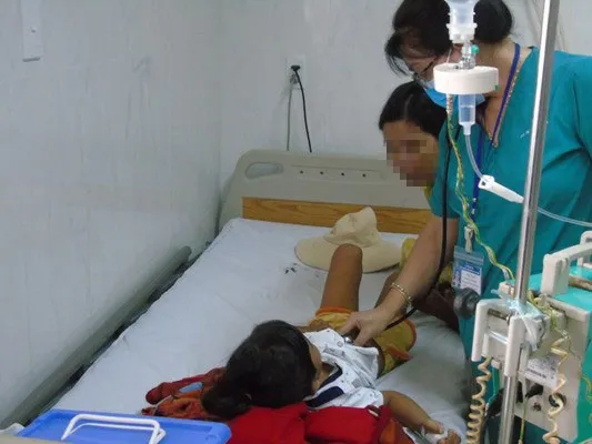 Cháu nhỏ tử vong vì ngộ độc củ sắn ảnh 1