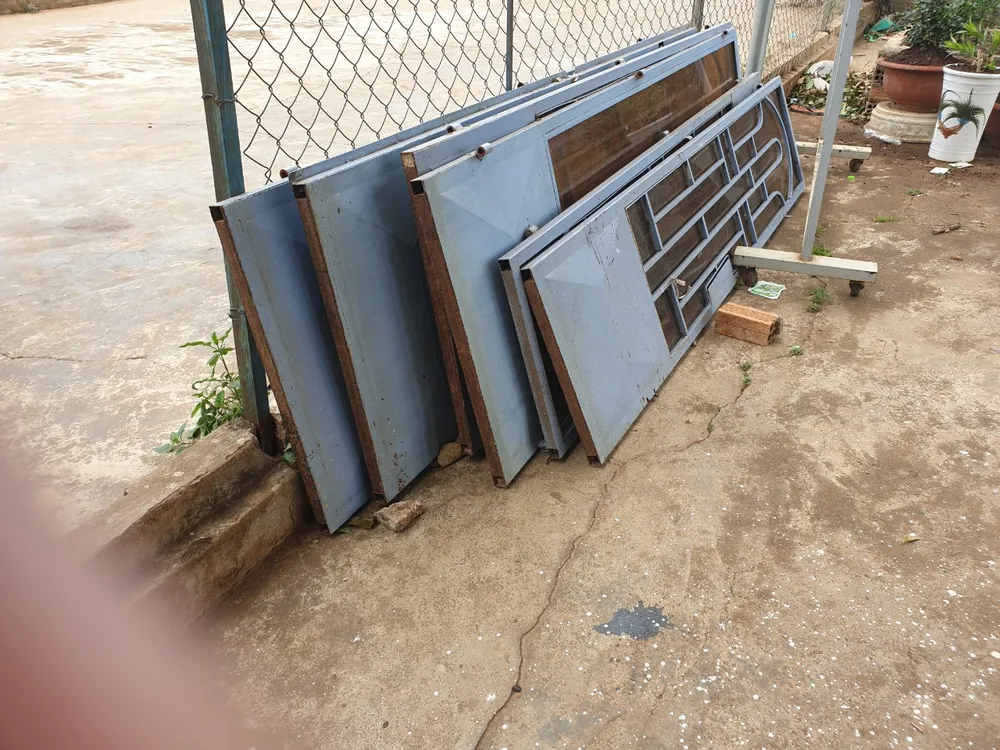 Một hộ dân ở Đắk Lắk liên tục bị “khủng bố” bằng sơn và mắm tôm ảnh 2