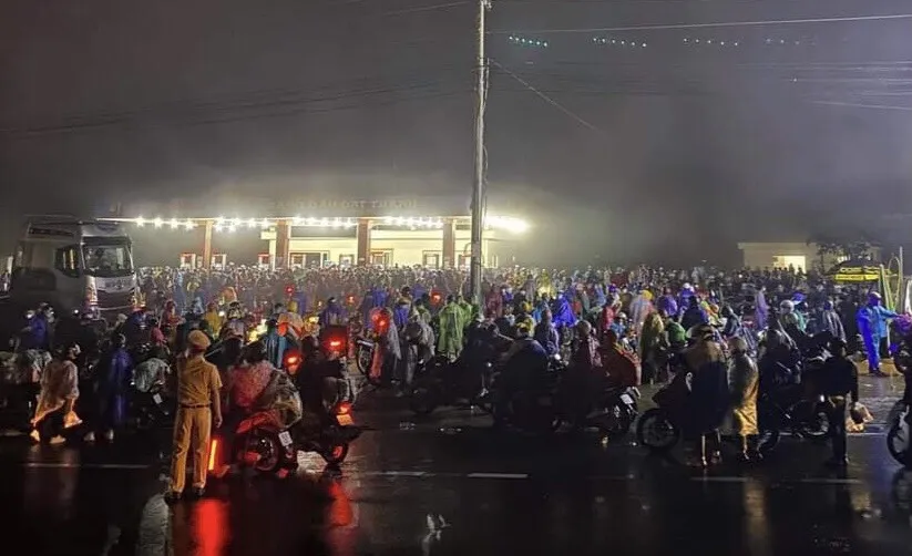 Đắk Lắk, Đắk Nông tiếp nhận hàng ngàn người dân từ các tỉnh thành phía Nam trở về ảnh 2