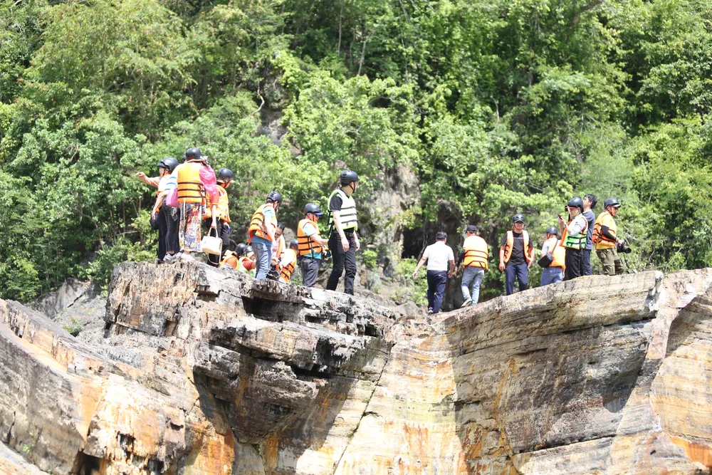 Doanh nghiệp lữ hành TPHCM khảo sát các điểm du lịch nổi tiếng ở Tây Nguyên ảnh 5