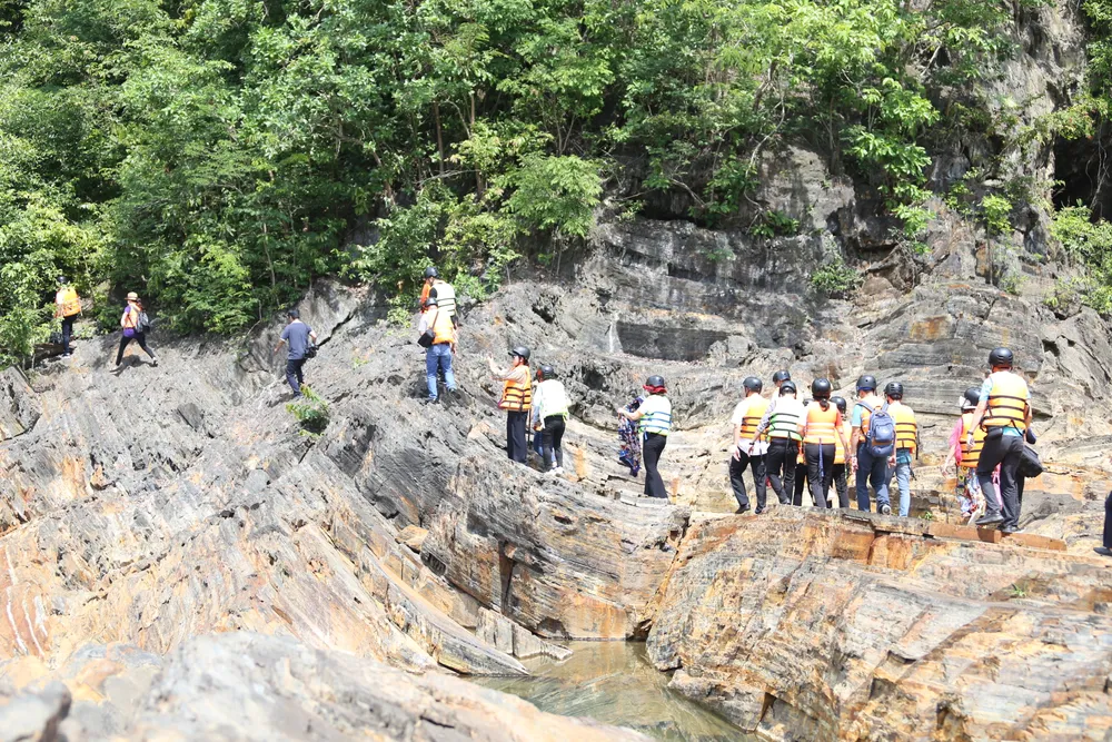 Doanh nghiệp lữ hành TPHCM khảo sát các điểm du lịch nổi tiếng ở Tây Nguyên ảnh 3