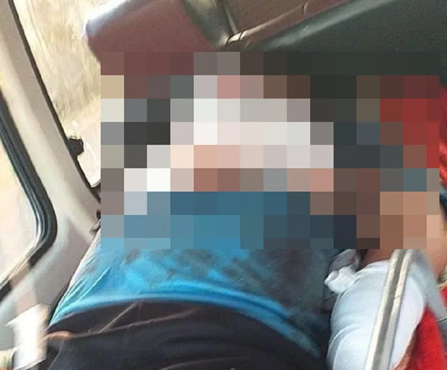 Nạn nhân trong vụ việc đang được cấp cứu