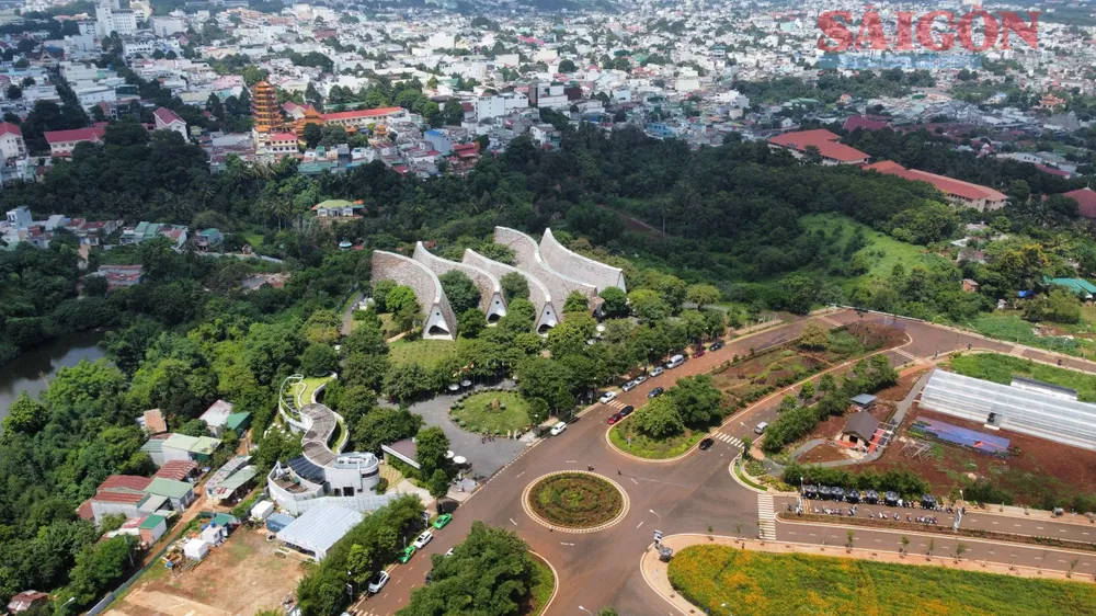 Khu đô thị sinh thái văn hóa, cà phê Suối Xanh đang được Công ty Trung Nguyên triển khai đầu tư. Ảnh: MAI CƯỜNG