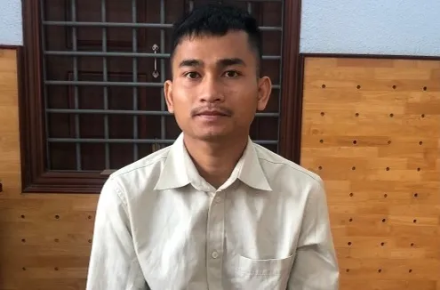 Đối tượng Rmah Tra tại cơ quan công an.