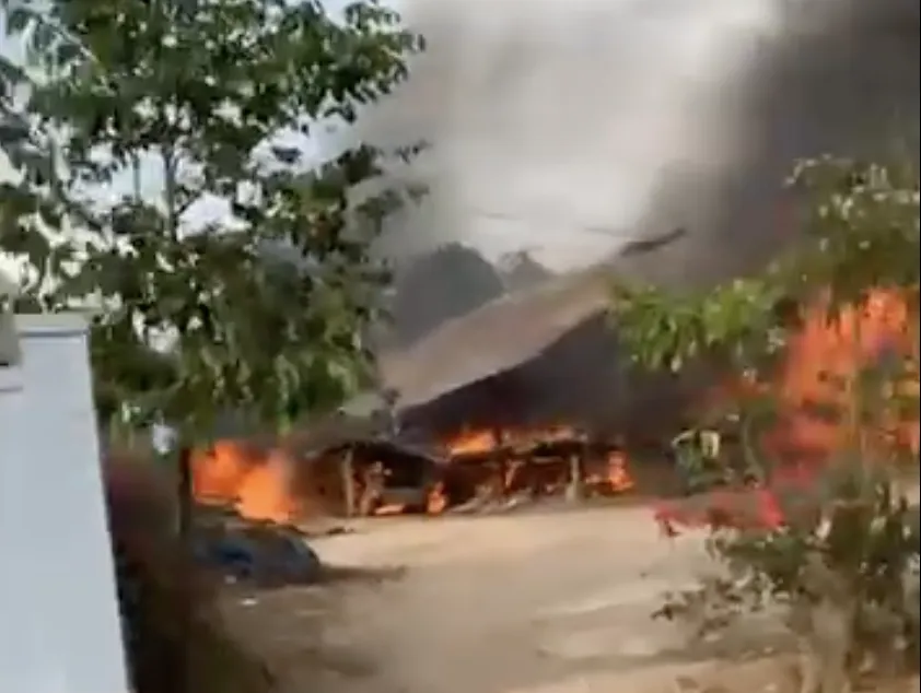 Ảnh màn hình 2025-04-13 lúc 13.32.05.png