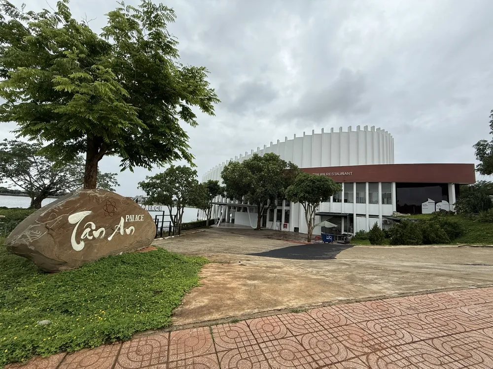 z6690993098368_c0467a0681e4b176341706b66d322fd7 (1).jpg