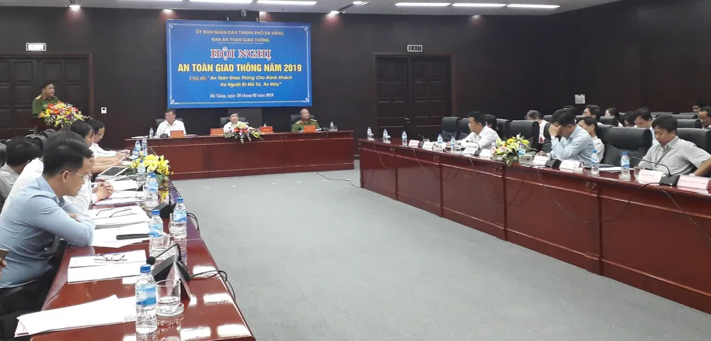 Quang cảnh hội nghị