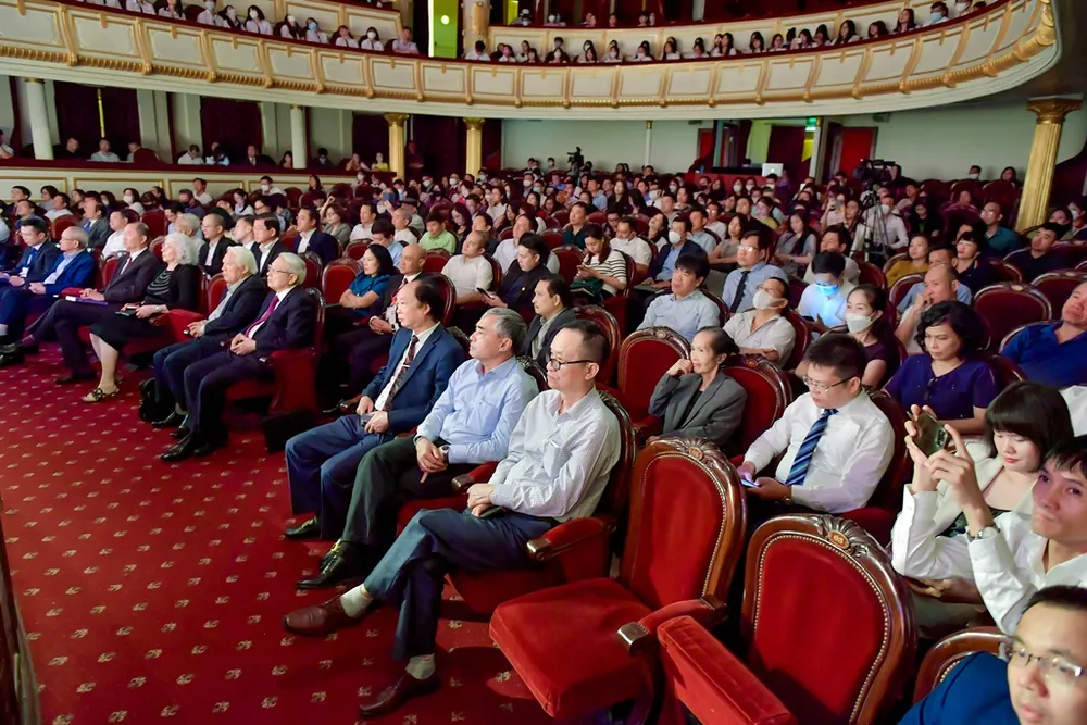 Đất Xanh Miền Trung đồng hành cùng sự kiện “Đối thoại với các nhà lãnh đạo hàng đầu thế giới” ảnh 2