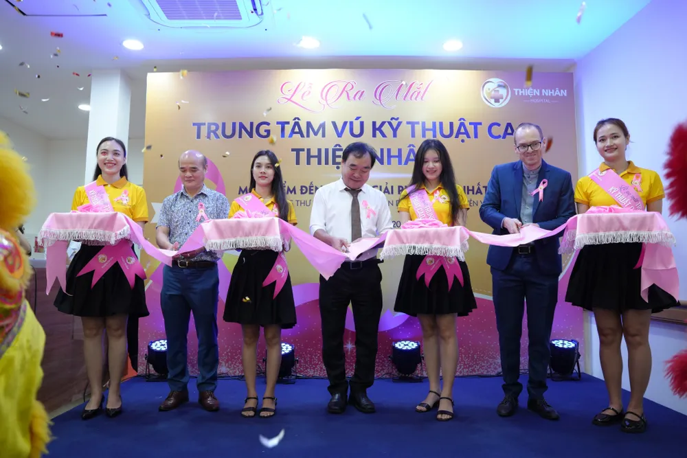 Lễ ra mắt Trung Tâm Vú Kỹ Thuật Cao Thiện Nhân