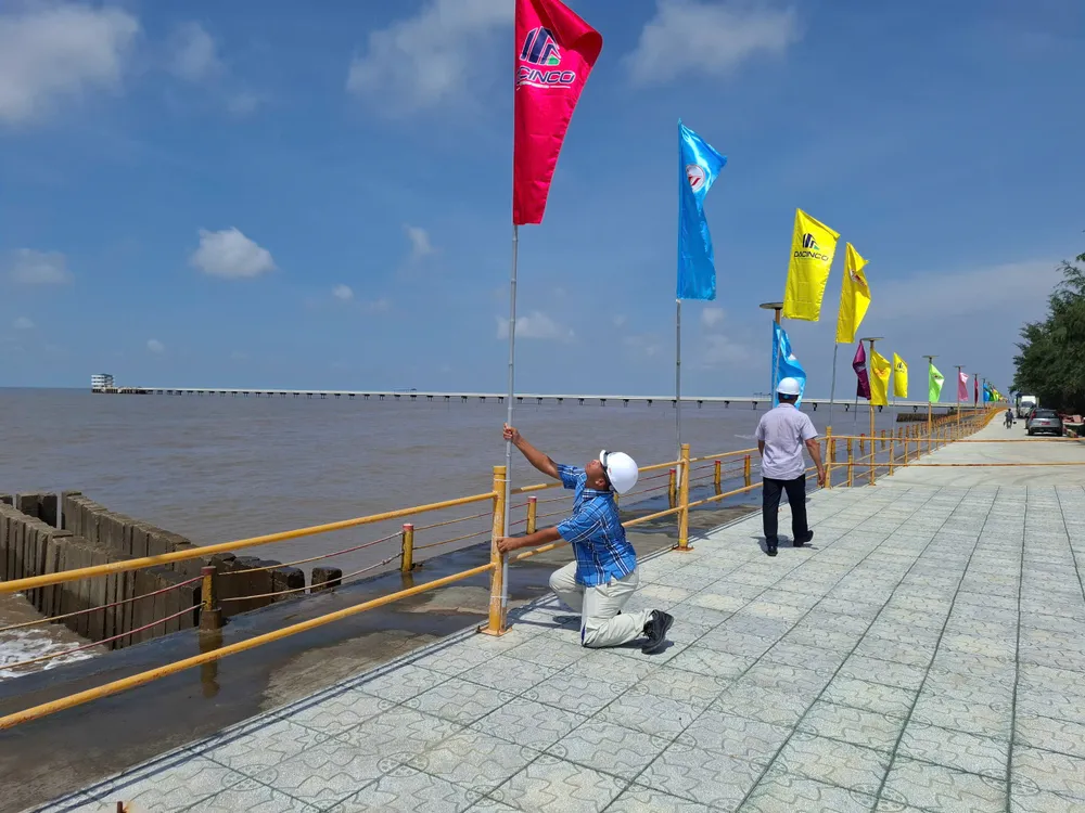 Chuẩn bị cho công tác khởi công Cảng tổng hợp lưỡng dụng Hòn Khoai