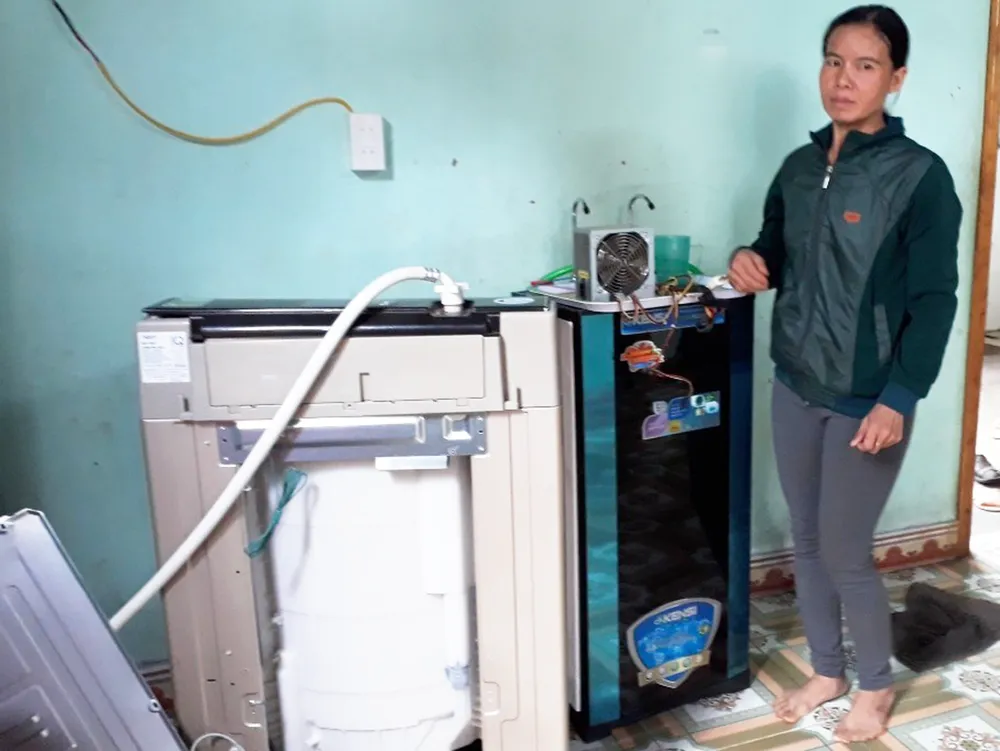 Kẻ trộm cắt dây trung tính, hàng loạt thiết bị điện của người dân "bốc khói" ảnh 1