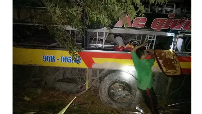 Vụ xe khách lao xuống vực tại đèo Lò Xo: Thiết bị giám sát hành trình không hoạt động ảnh 2