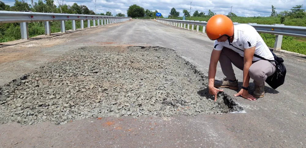Sửa chữa con đường gần trăm tỷ nát bét “gây dư luận không tốt” ảnh 10