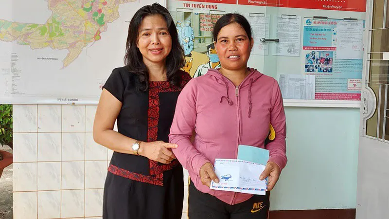 Bạn đọc Báo SGGP hỗ trợ 40 triệu đồng cho em Liên phẫu thuật mắt ảnh 1