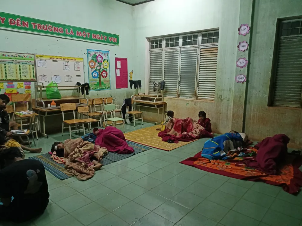 Ấm áp bữa cơm chạy bão của đồng bào Tây Nguyên ảnh 5