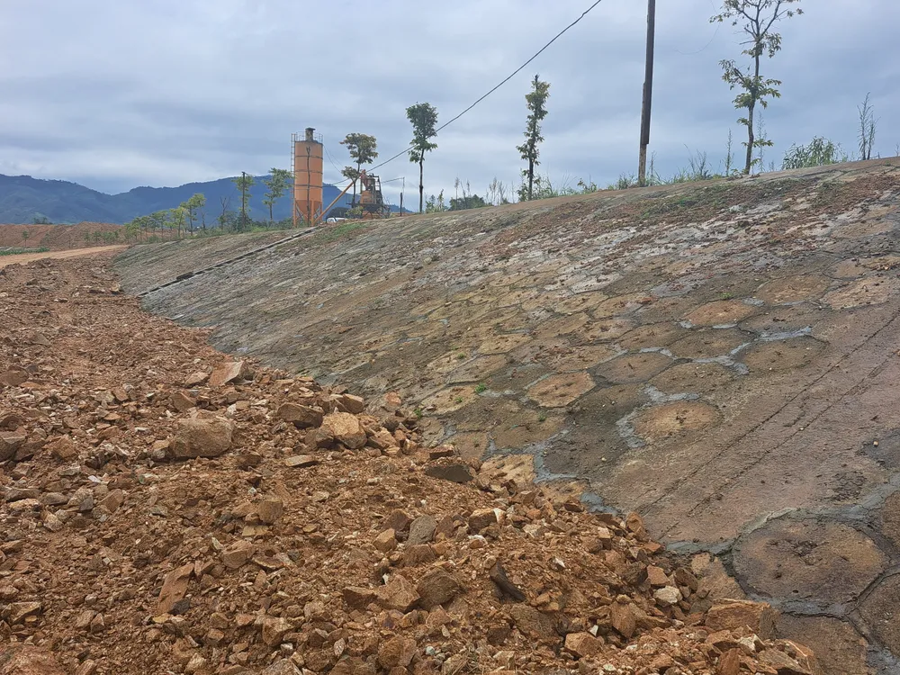 Đã sửa chữa kè bị hư