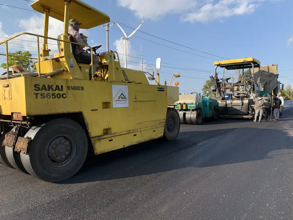 Đường Trường Sơn Đông được sửa chữa Đường Trường Sơn Đông được sửa chữa