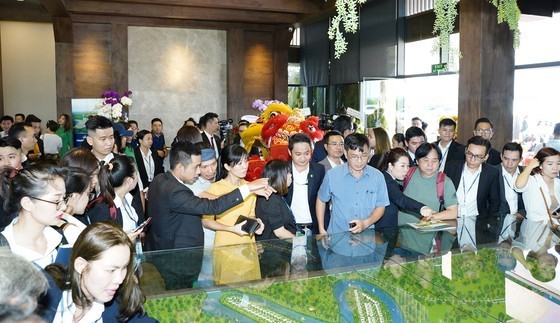 Tourism real estate investors take risks with vacation homes ảnh 2