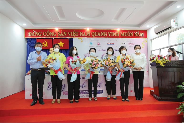 Looking back at 2021’s social welfare programs ảnh 2