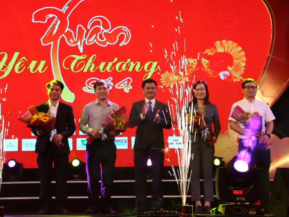 Hơn 1,7 tỷ đồng được vận động từ chương trình “Xuân yêu thương 4” ảnh 1