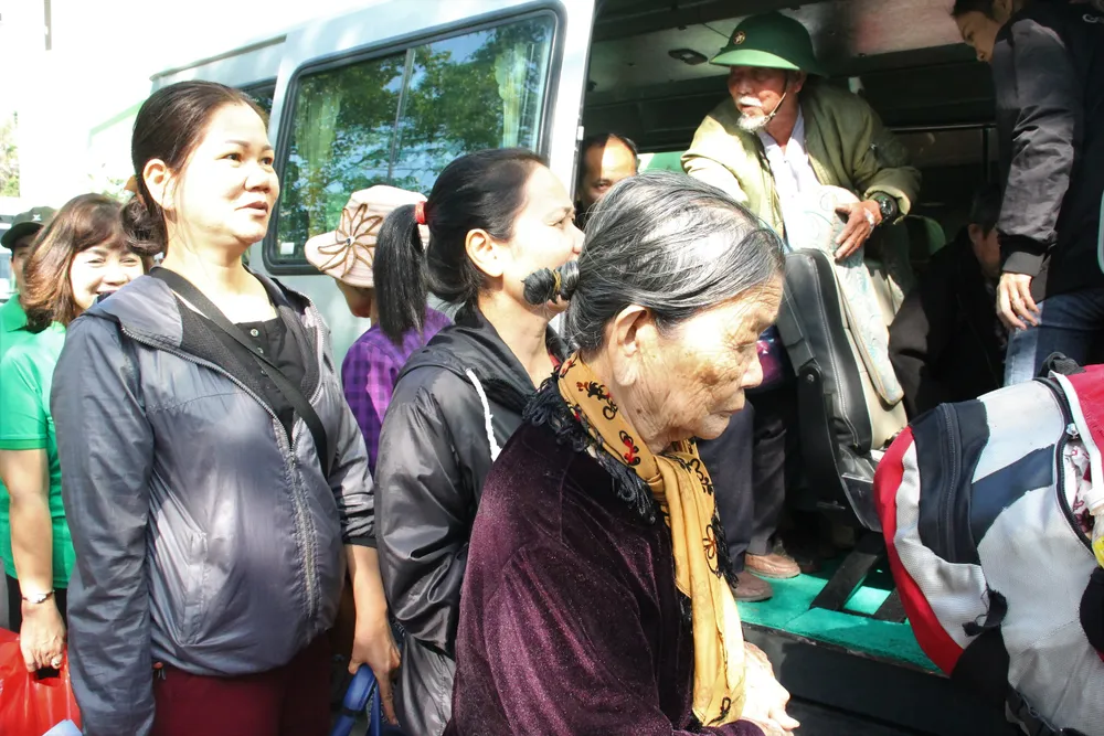 Đà Nẵng với chuyến xe nghĩa tình hỗ trợ những bệnh nhân về quê ăn tết ảnh 4