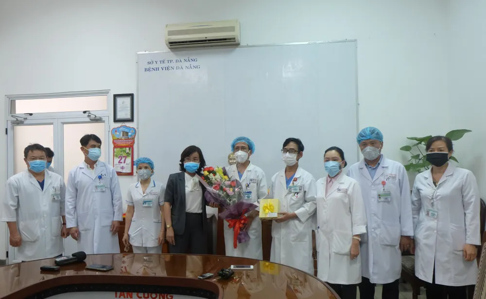 3 bệnh nhân mắc Covid-19 tại TP Đà Nẵng xuất viện  ảnh 1