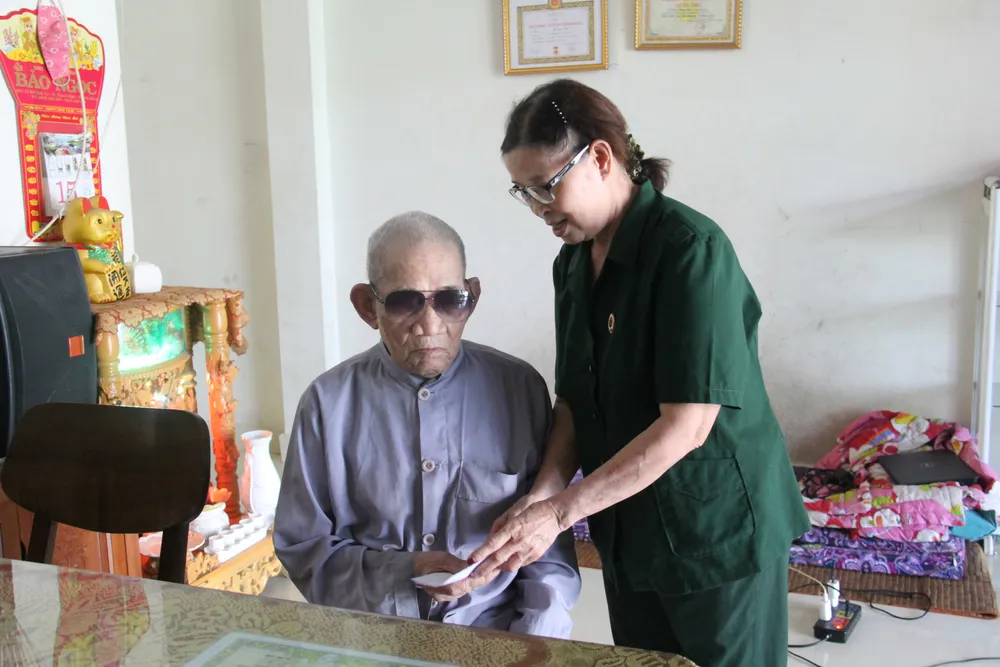 Nữ cựu quân y không ngừng cống hiến giúp đời ảnh 4