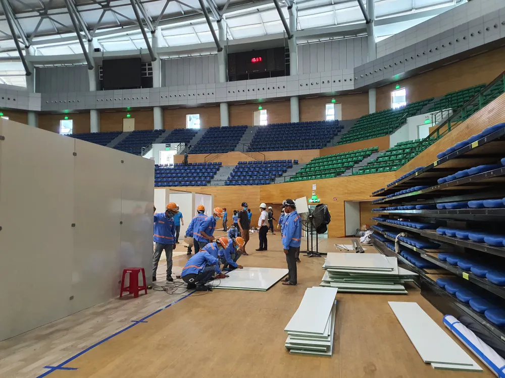 Đà Nẵng khẩn trương hoàn thành Bệnh viện dã chiến tại Cung thể thao Tiên Sơn ảnh 5