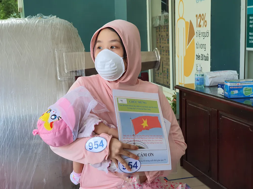 Ngày 26-8, Đà Nẵng cho xuất viện 34 bệnh nhân Covid-19 ảnh 12