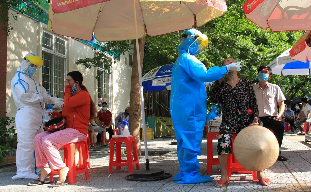 Đà Nẵng thực hiện sớm xét nghiệm SARS-CoV-2 diện rộng theo hộ gia đình ảnh 18