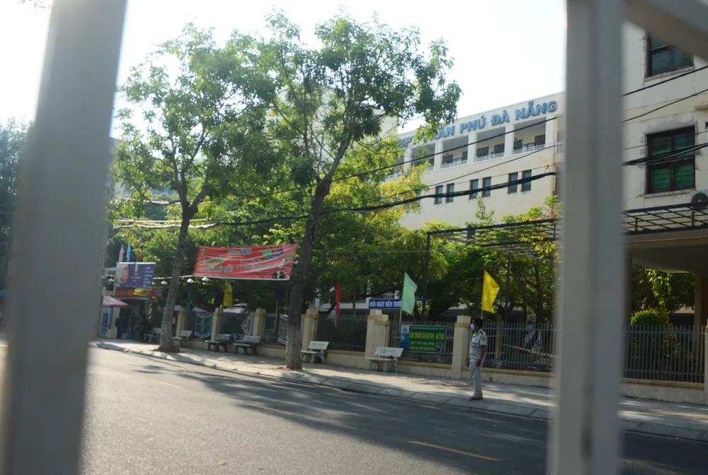 Gần 11.400 thí sinh Đà Nẵng, Quảng Ngãi hoàn thành môn thi đầu tiên kỳ thi tốt nghiệp THPT đợt 2 ảnh 3