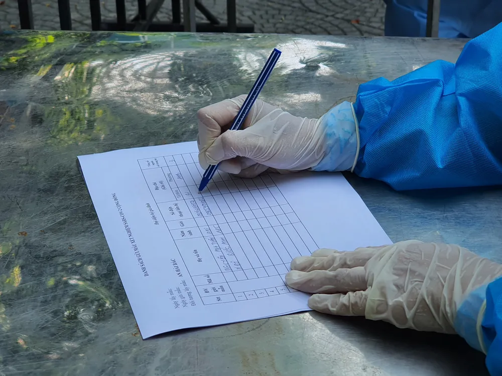 Đà Nẵng thực hiện sớm xét nghiệm SARS-CoV-2 diện rộng theo hộ gia đình ảnh 16