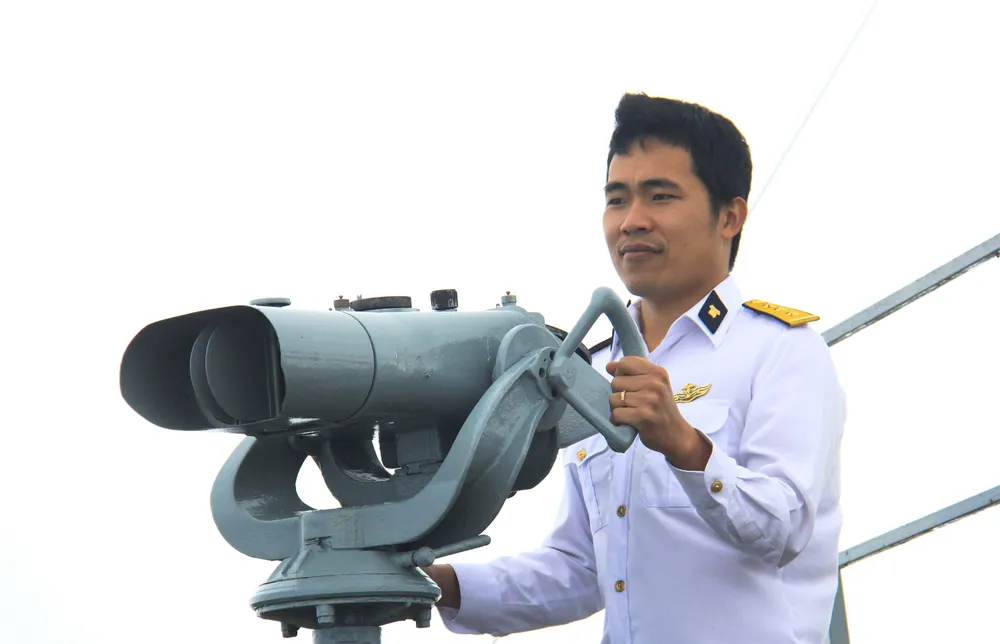 Tết của những người lính giữ “mắt thần” canh biển ảnh 1