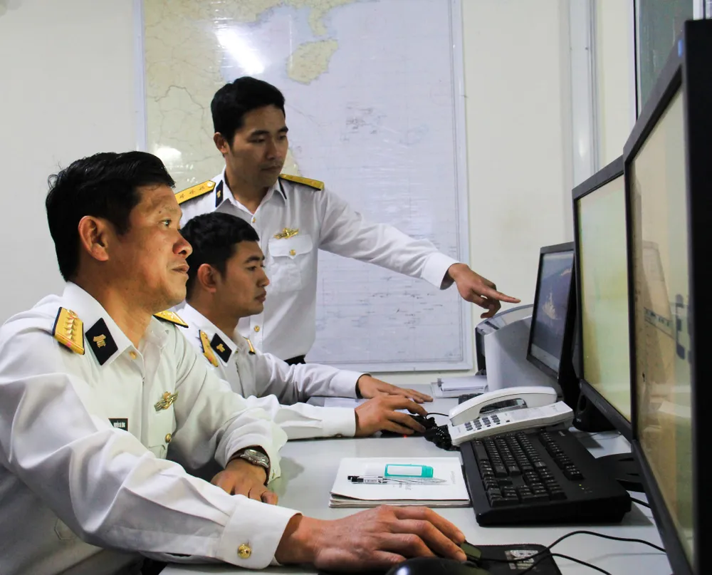 Tết của những người lính giữ “mắt thần” canh biển ảnh 2