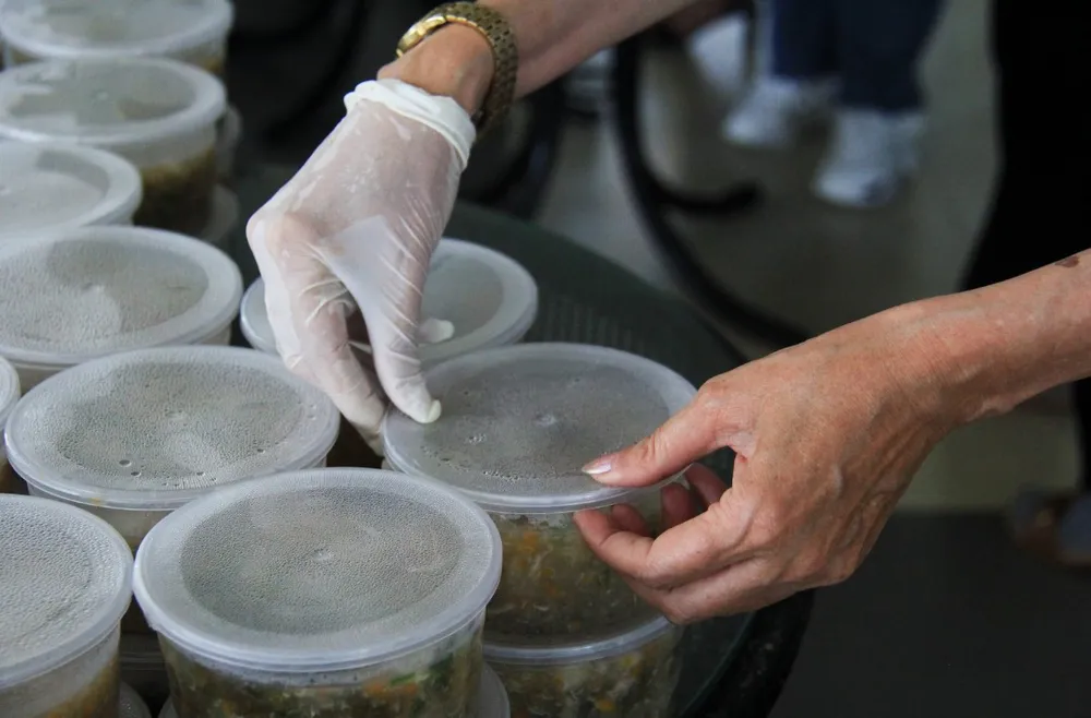 Nghĩa tình từ những suất ăn  ảnh 4